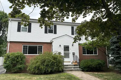 75 Marathon St #75