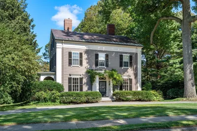 269 Franklin St 1