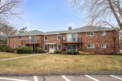 96 Fountain Lane #14 1