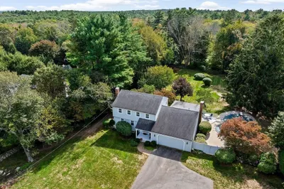 28 Riverside Drive 1