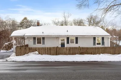 128 Manning Street 1