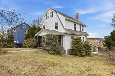 303 Gray Street 1
