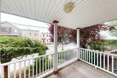 189 Wordsworth St #1 1