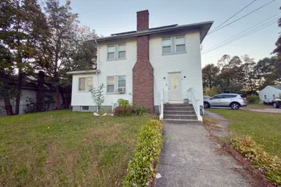 8 Mason St 1