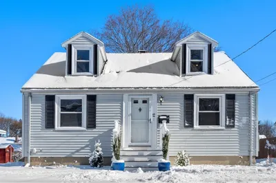 89 Nashua St 1