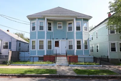 392-394 Shaw St 1