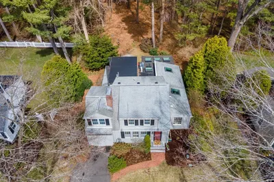 77 Parker Rd