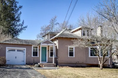 329 Mill St