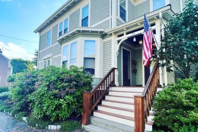 54 Bromfield Street #5 1