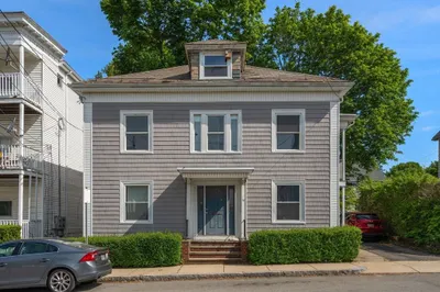 14 Forest Ave