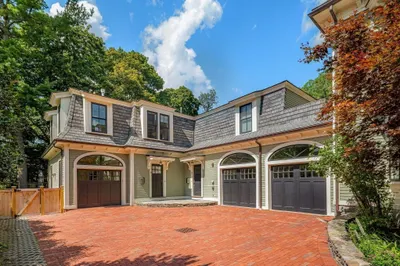 13 Avon St #13 1