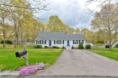 19 Corbane Dr