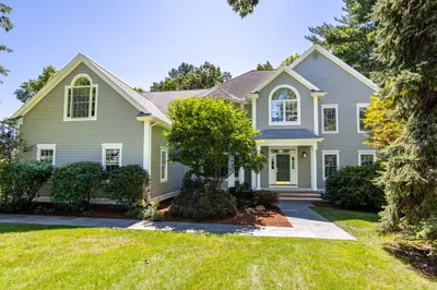 4 Lexington Cir. 1