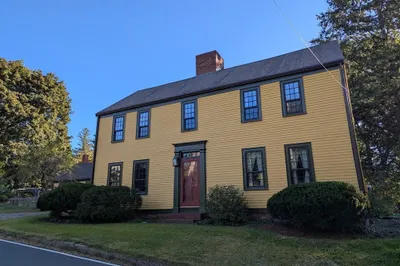 46 Locust St 1