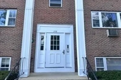 238 Rock Street #C1