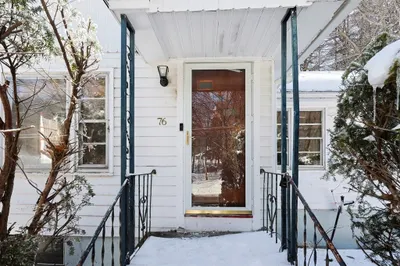 76 Smith St