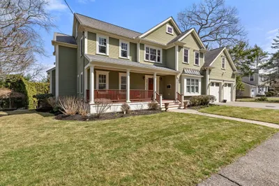 48 Richdale Rd 1