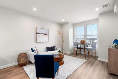 10 Somerset Ave #309 1