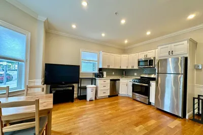 3411 Washington St #1 1
