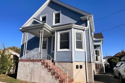 110 Osborne St #1 1