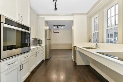 9 Dana Street #45