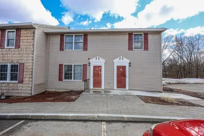 8 Oliver Street #J 1