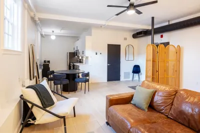 7 Crombie St #3