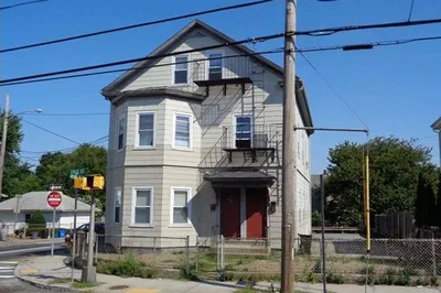 342 Child St #1
