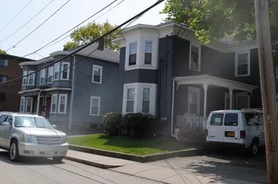 31 Walnut St #2 1