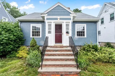 51 Fairlawn St #51