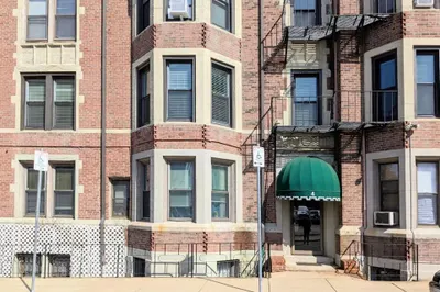 4 Commonwealth Ct #9 1