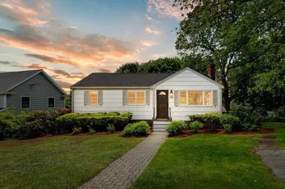 6 Manomet Road