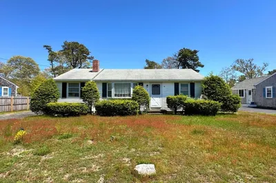16 Cornell Drive