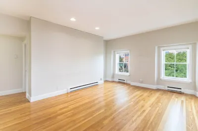 42 West Newton St #424 1