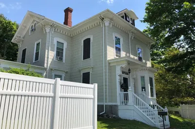2 East Street 1