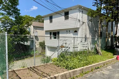 86-88 Sylvia St #88