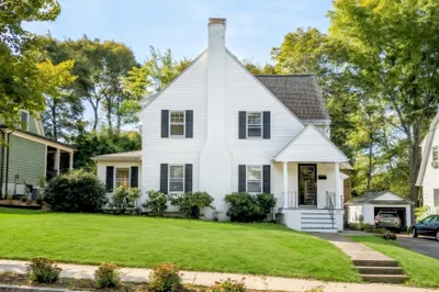 142 Jackson St 1