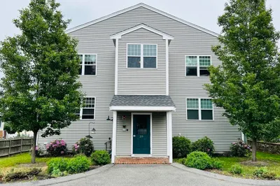 39 Athens St #4 1