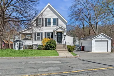 431 Swains Pond Ave