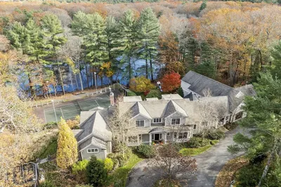 70 Todd Pond Rd 1