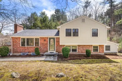 23 Hillcrest Road 1