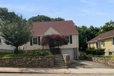 227 Plantation St 1