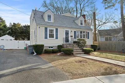 80 Grogan Ave