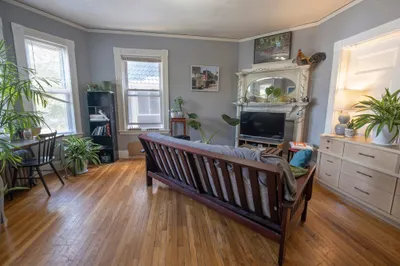 430 Centre St #2 1