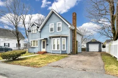 79 Kinsley St 1