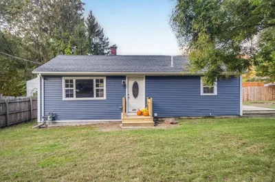 858 Bradley Rd