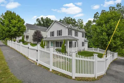 50 Pierce Ave