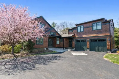 38 Raynor Dr 1