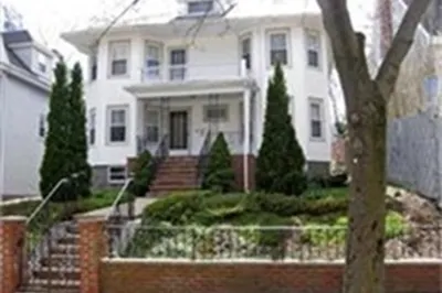 92 Maple St #1