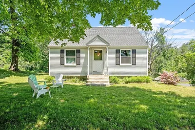 1003 Main Street 1